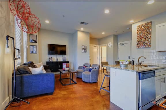 Luxury 2-King Suite Condo | Private Garage | Glam Station | Walk to Music Row